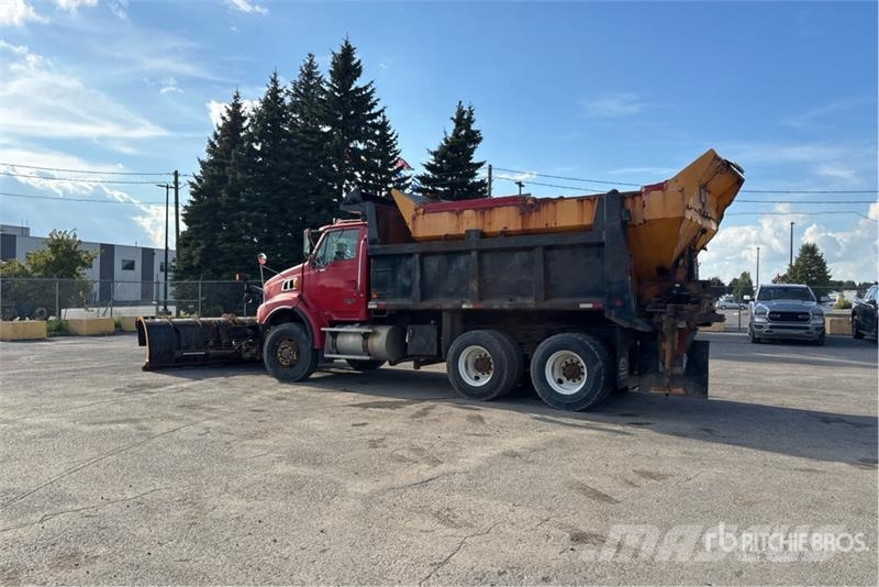 Sterling L9500 Tienhoitoautot