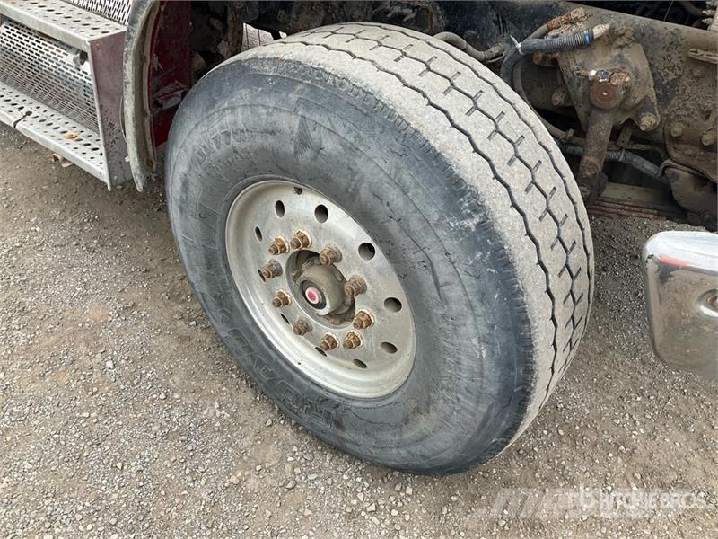 Sterling L9500 Kiper tovornjaki