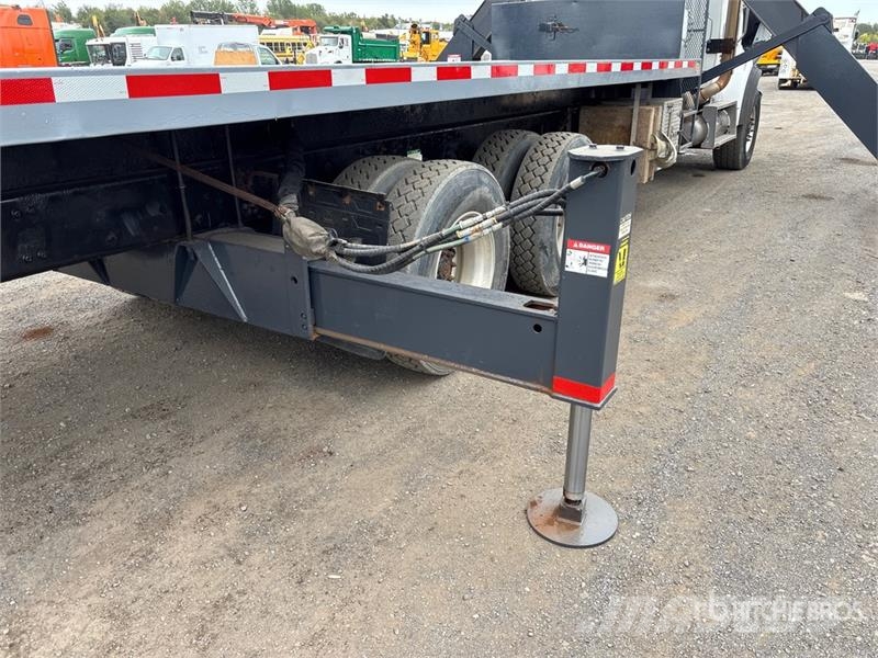Sterling L9500 Nosturiautot