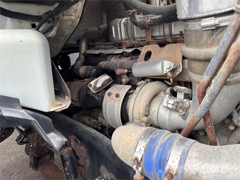 Sterling L9500 Nosturiautot