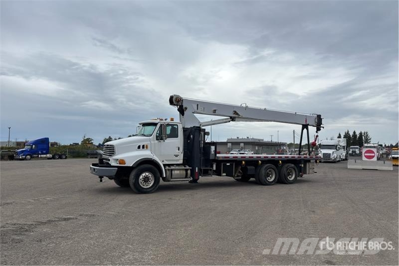 Sterling L9500 Lastbil med kran