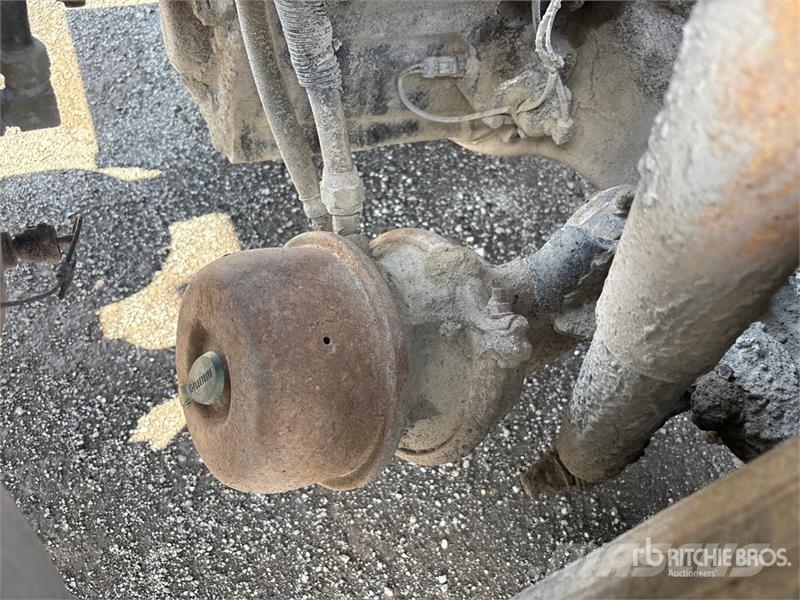 Sterling L9500 Lastbiler med tip