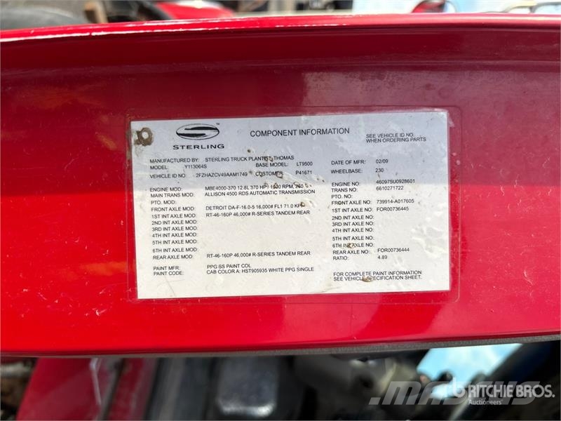 Sterling L9500 Tienhoitoautot