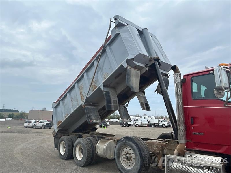 Sterling L9500 自卸式货车