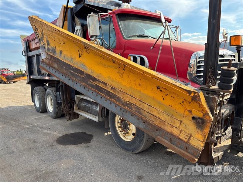 Sterling L9500 Tienhoitoautot