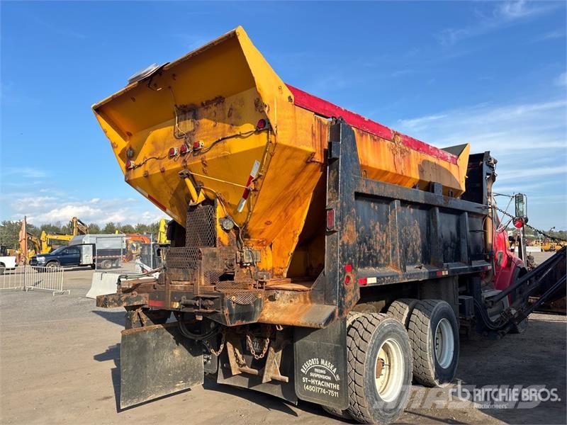 Sterling L9500 Tienhoitoautot
