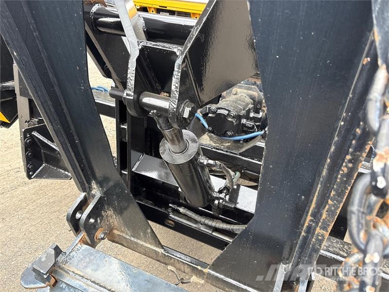 Sterling L9500 多目的/汎用車両