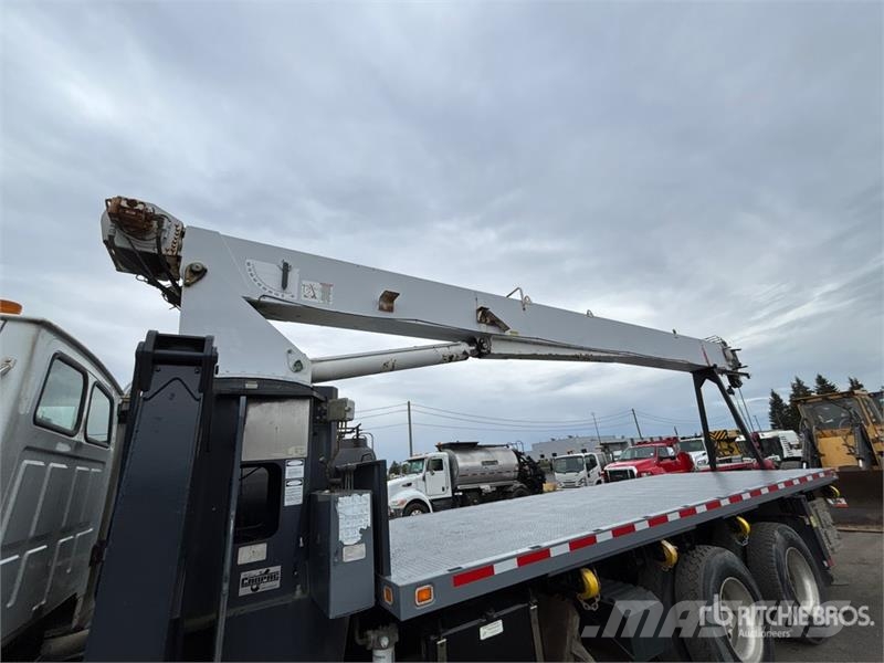 Sterling L9500 Nosturiautot
