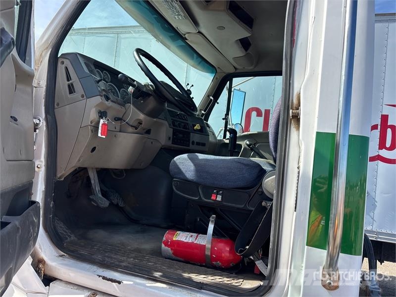 Sterling L9500 8x4 Cab and Chassis Kabine i unutrašnjost