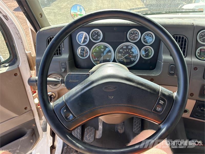Sterling L9500 8x4 Cab and Chassis Kabine i unutrašnjost
