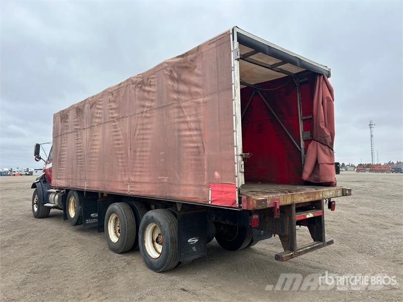 Sterling L9500 8x4 Curtain Side Truck Kapellbil