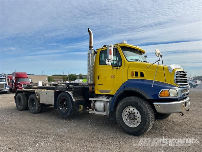 Sterling L9500 8x4 Hooklift Truck Treileri ar āķi