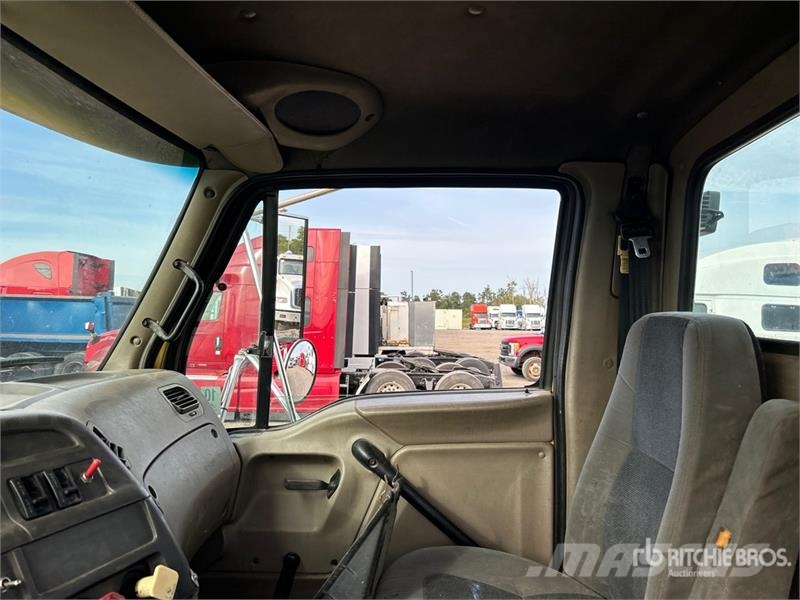 Sterling L9500 8x4 Hooklift Truck Treileri ar āķi