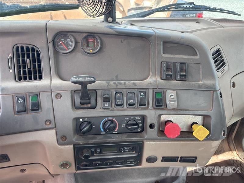 Sterling LT9500 Camion vidanje