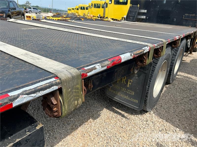 Sterling LT9500 Kamioni sa kranom