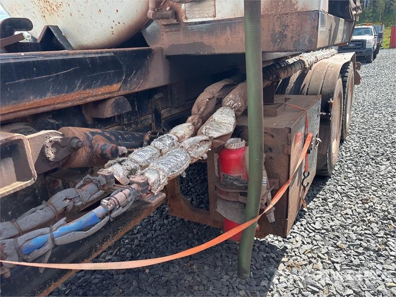 Sterling LT9500 Camion vidanje