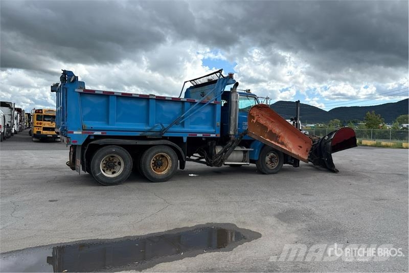 Sterling LT9500 STE 6x4 Snow Plow Truck Visuotinės / bendrosios paskirties automobiliai