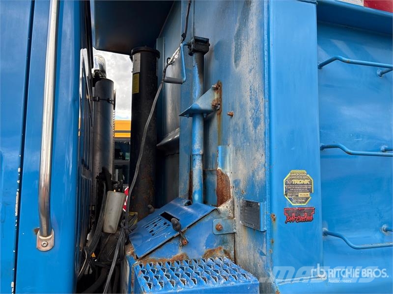 Sterling LT9500 STE 6x4 Snow Plow Truck Visuotinės / bendrosios paskirties automobiliai