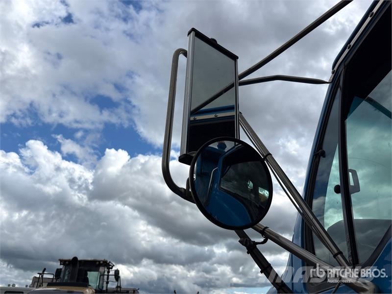 Sterling LT9500 STE 6x4 Snow Plow Truck Visuotinės / bendrosios paskirties automobiliai