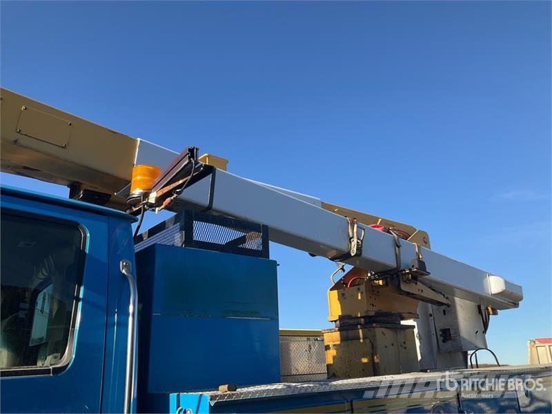 Sterling on Sterling Acterra 4x2 Bucket Truck LKW-Arbeitsbühnen