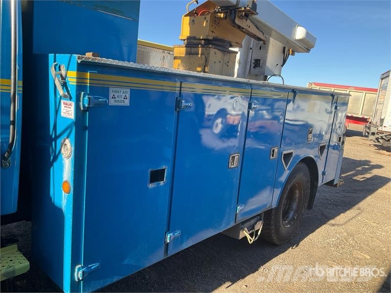 Sterling on Sterling Acterra 4x2 Bucket Truck LKW-Arbeitsbühnen