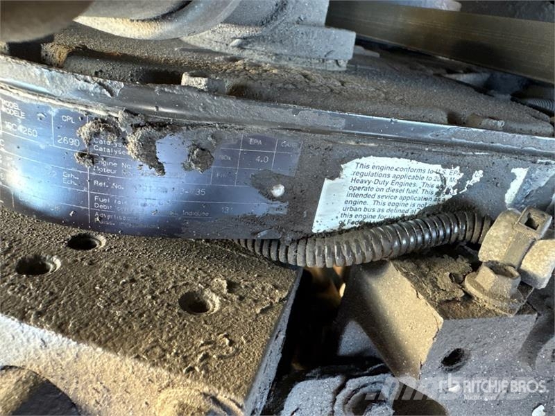 Sterling STE 4x2 Snow Plow Truck Közúti karbantartó haszongépek