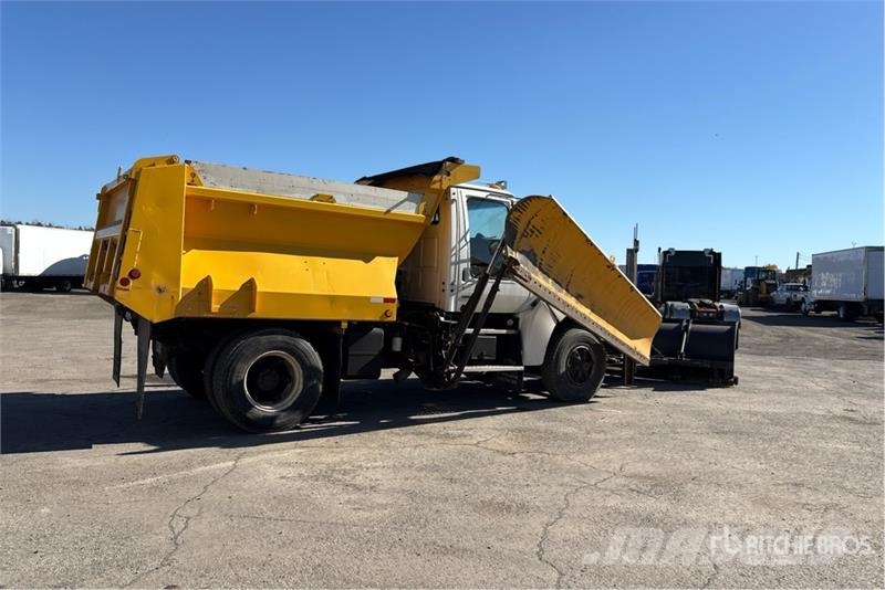 Sterling STE 4x2 Snow Plow Truck Közúti karbantartó haszongépek