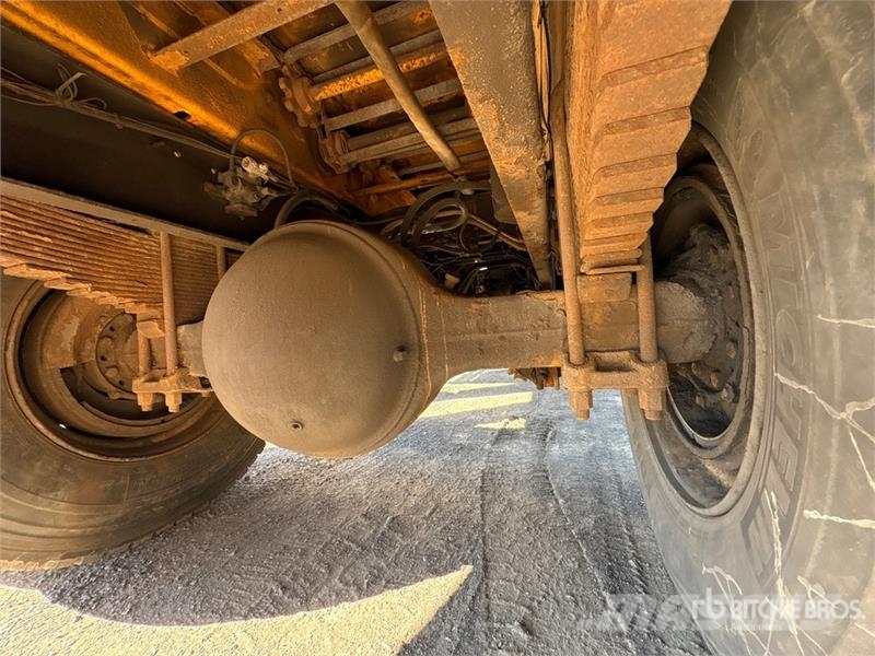 Sterling STE 4x2 Snow Plow Truck Közúti karbantartó haszongépek