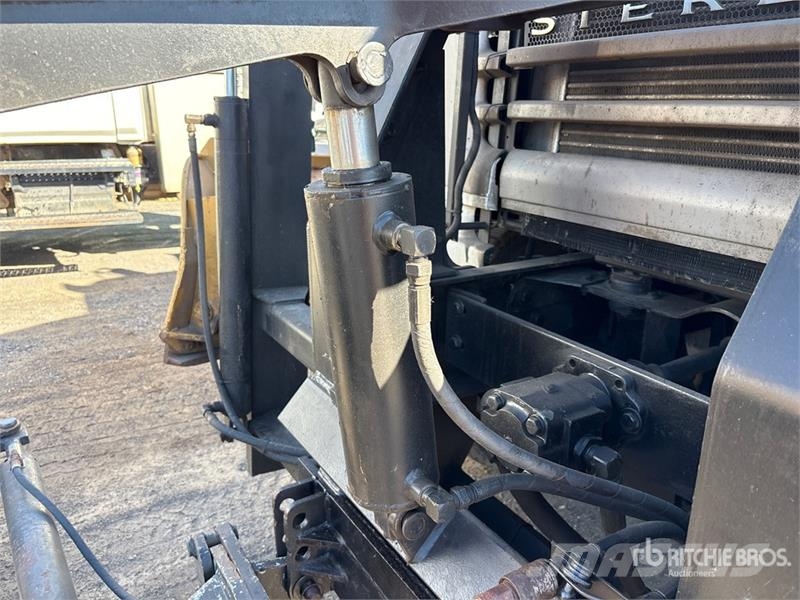 Sterling STE 4x2 Snow Plow Truck Közúti karbantartó haszongépek