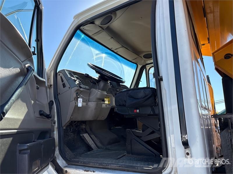 Sterling STE 4x2 Snow Plow Truck Közúti karbantartó haszongépek