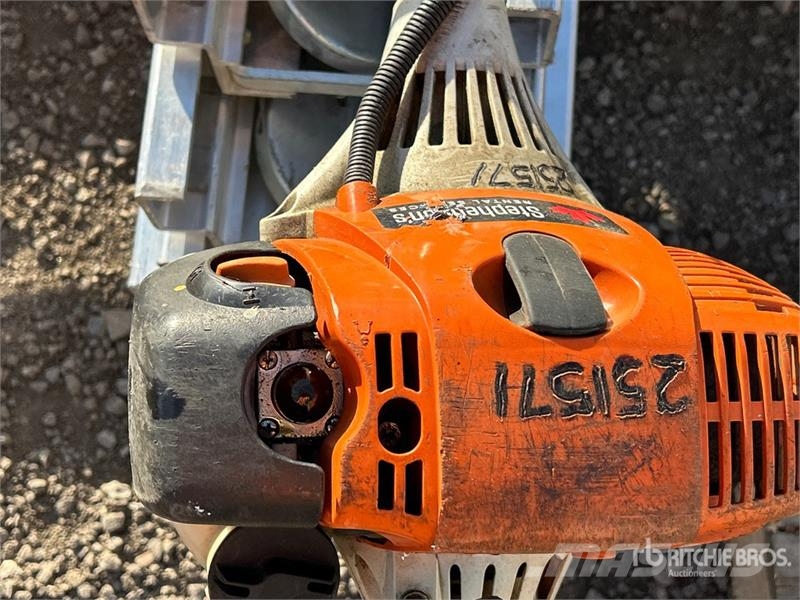 Stihl Gas Pole Saw Brush Cutter Karjamaade niidukid / pealselõikurid