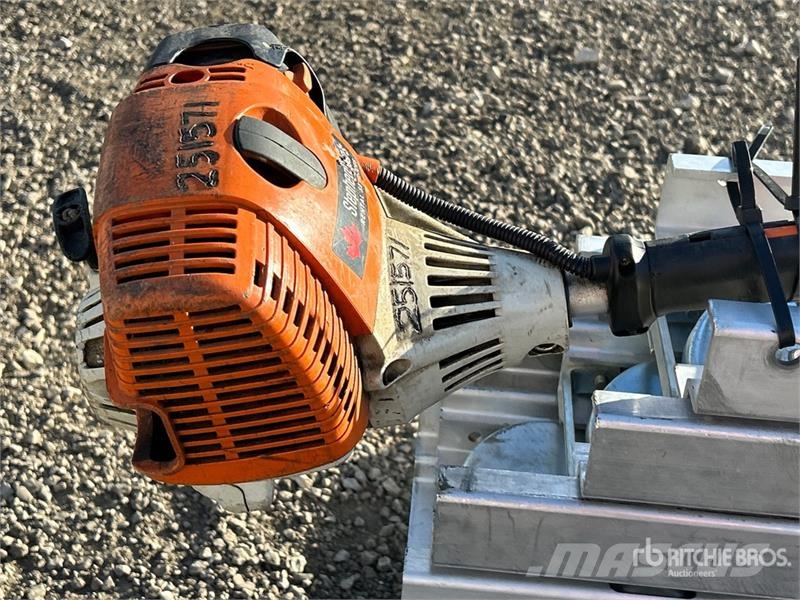 Stihl Gas Pole Saw Brush Cutter Karjamaade niidukid / pealselõikurid