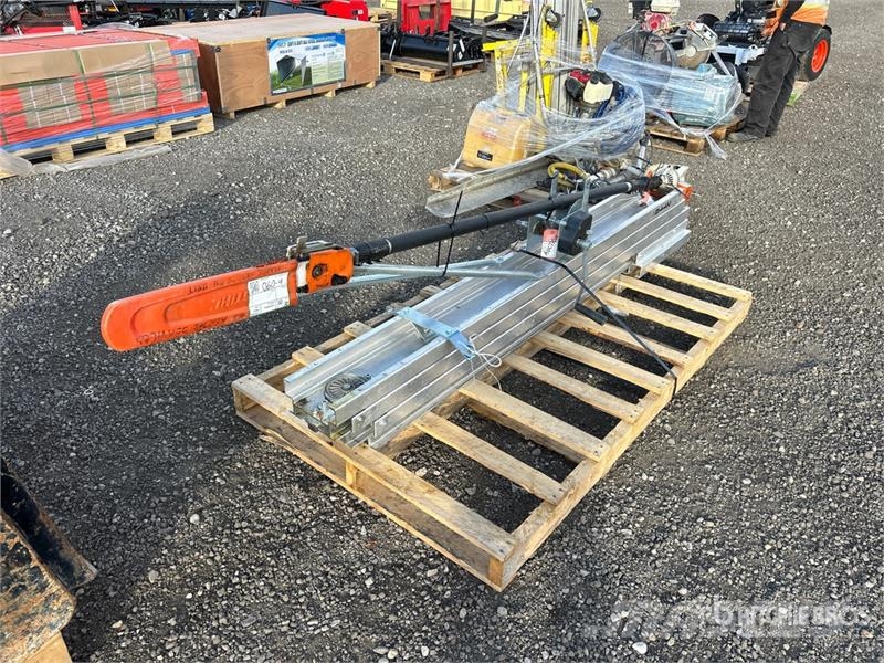 Stihl Gas Pole Saw Brush Cutter Karjamaade niidukid / pealselõikurid