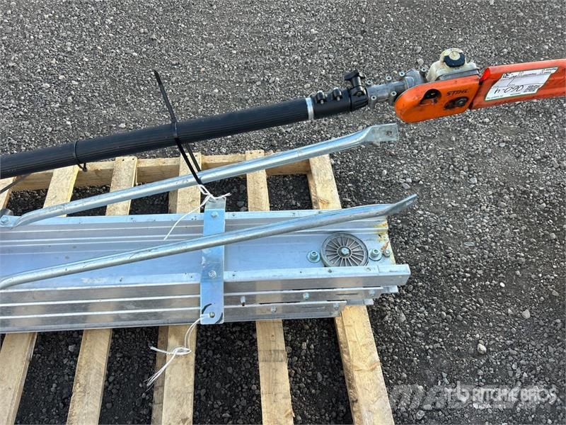 Stihl Gas Pole Saw Brush Cutter Karjamaade niidukid / pealselõikurid