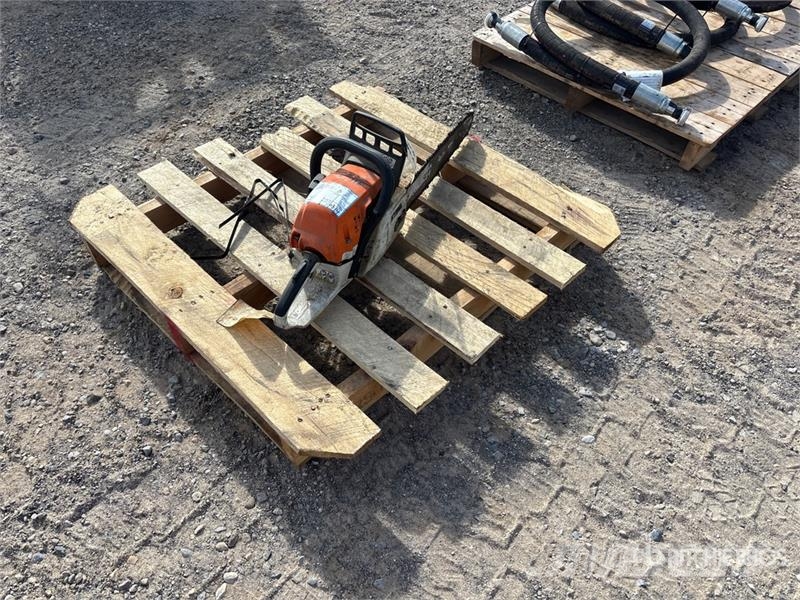 Stihl MS271 Chain Saw (Inoperable) Moottori- ja raivaussahat