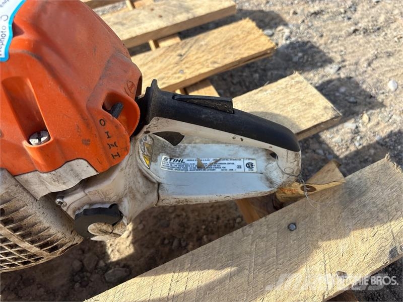 Stihl MS271 Chain Saw (Inoperable) Moottori- ja raivaussahat