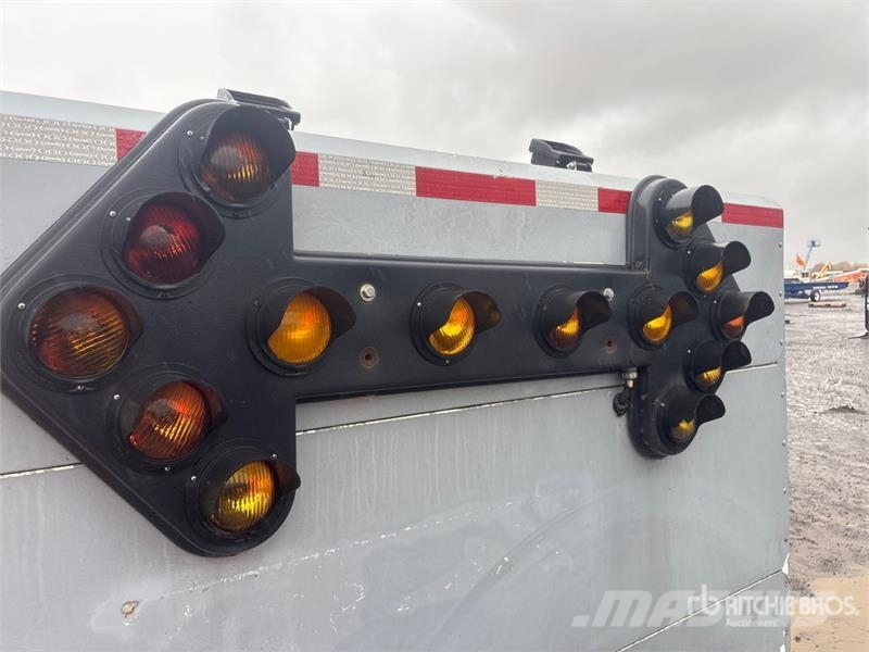  Storage Headache Rack - Fits Utility Truck Andre komponenter