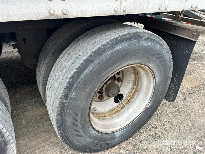 Stoughton 53 ft T/A Van Trailer Прицепы-фургоны