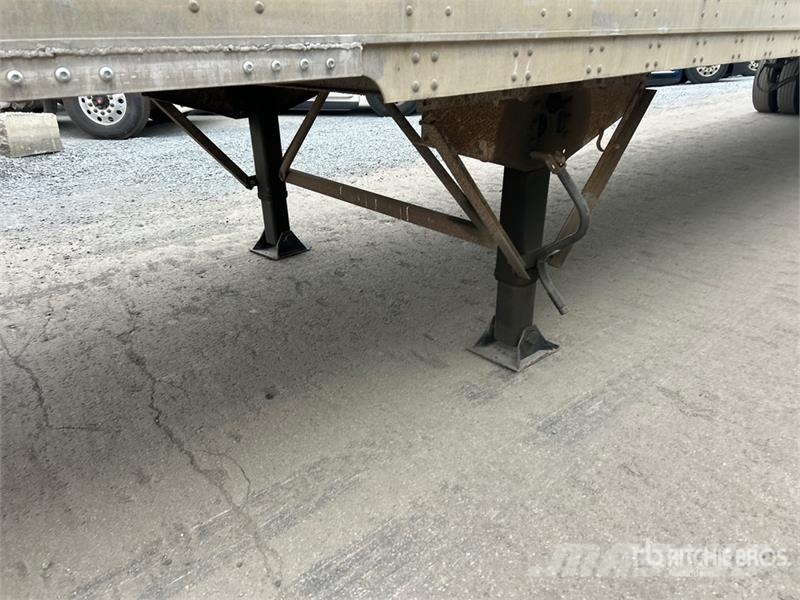 Stoughton 53 ft x 102 in T/A Van Trailer Прицепы-фургоны
