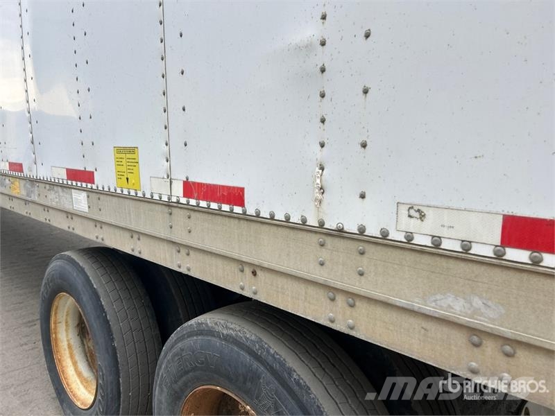 Stoughton 53 ft x 102 in T/A Van Trailer Прицепы-фургоны