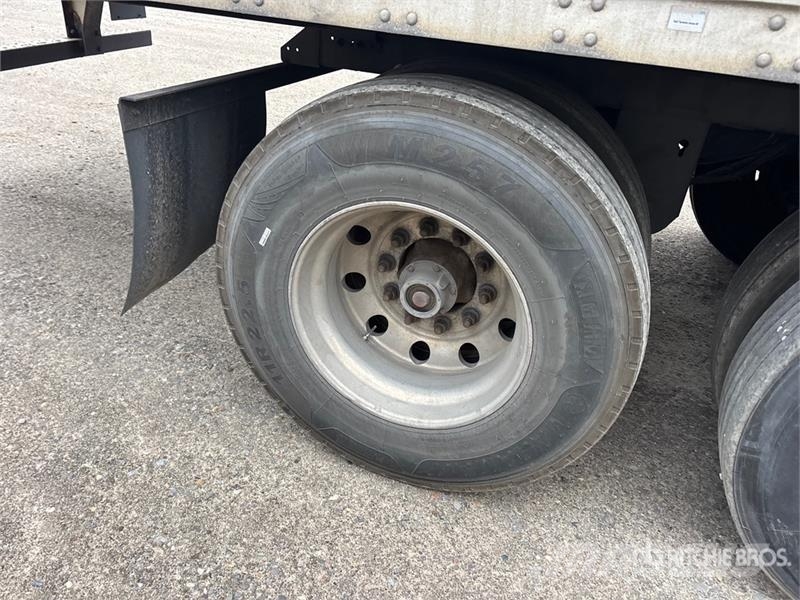 Stoughton 53 ft x 102 in T/A Van Trailer Box body trailers