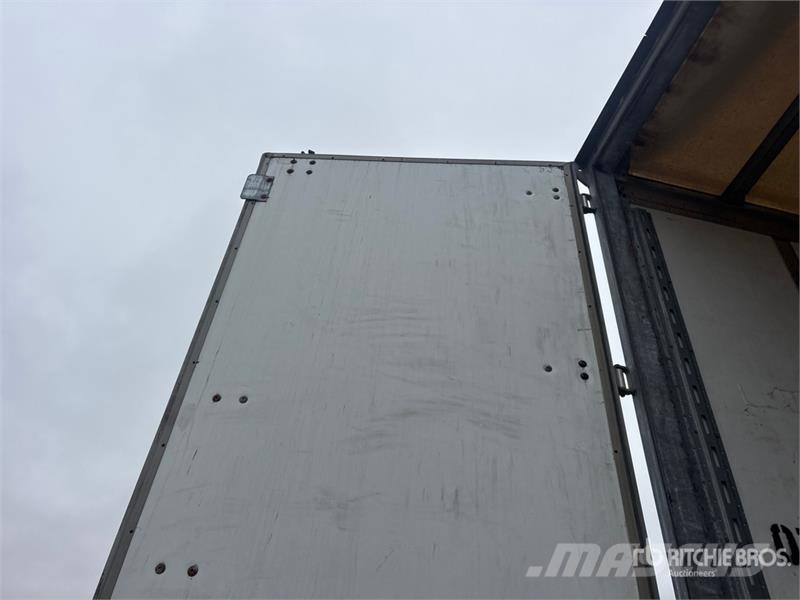 Stoughton 53 ft x 102 in T/A Van Trailer Прицепы-фургоны