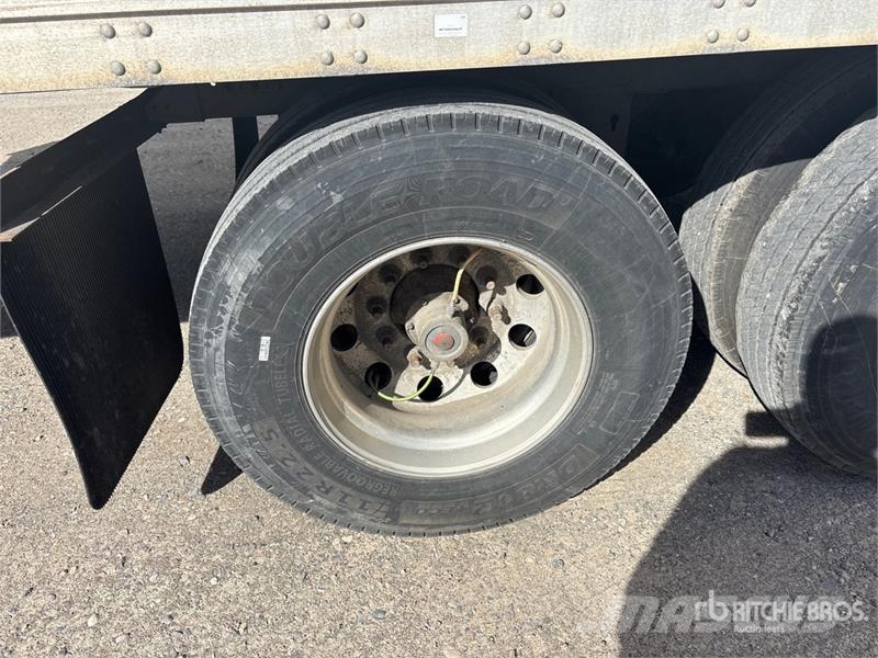 Stoughton 53 ft x 102 in T/A Van Trailer Box body trailers