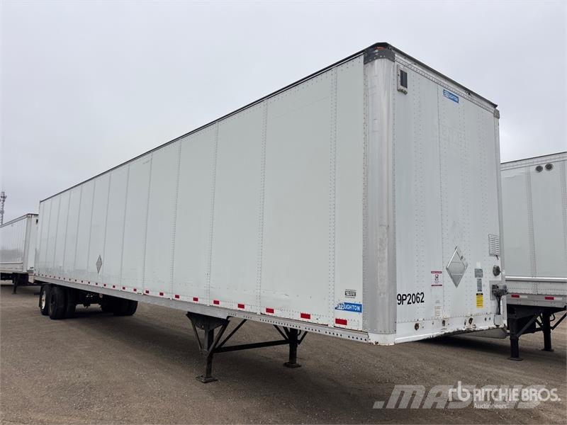 Stoughton 53 ft x 102 in T/A Van Trailer Прицепы-фургоны