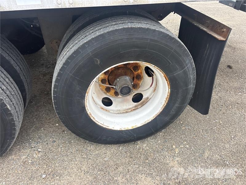 Stoughton 53 ft x 102 in T/A Van Trailer Прицепы-фургоны