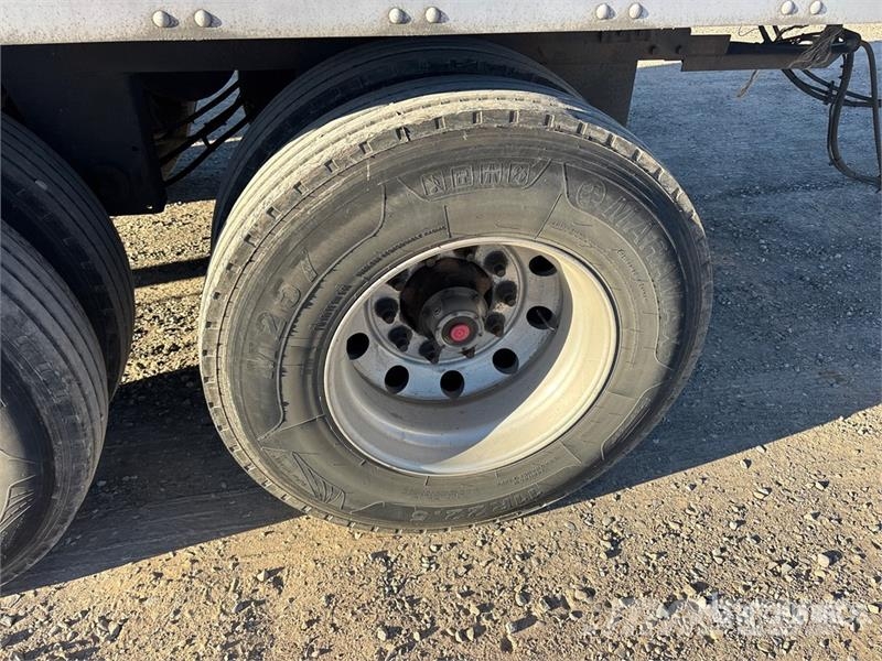 Stoughton 53 ft x 102 in T/A Van Trailer Skappåbygg