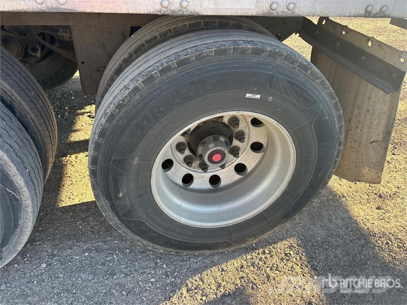 Stoughton 53 ft x 102 in T/A Van Trailer Skappåbygg