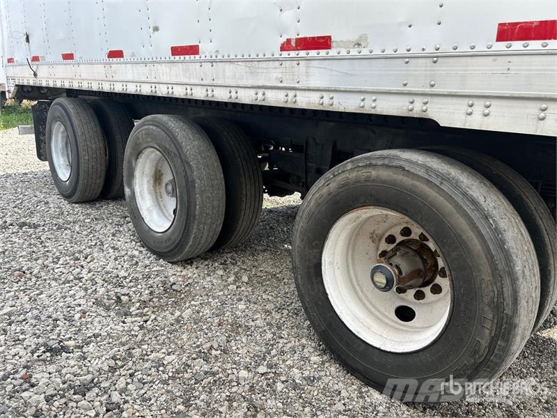 Stoughton 53 ft x 102 in Tri/A Van Trailer Dobozos pótkocsik