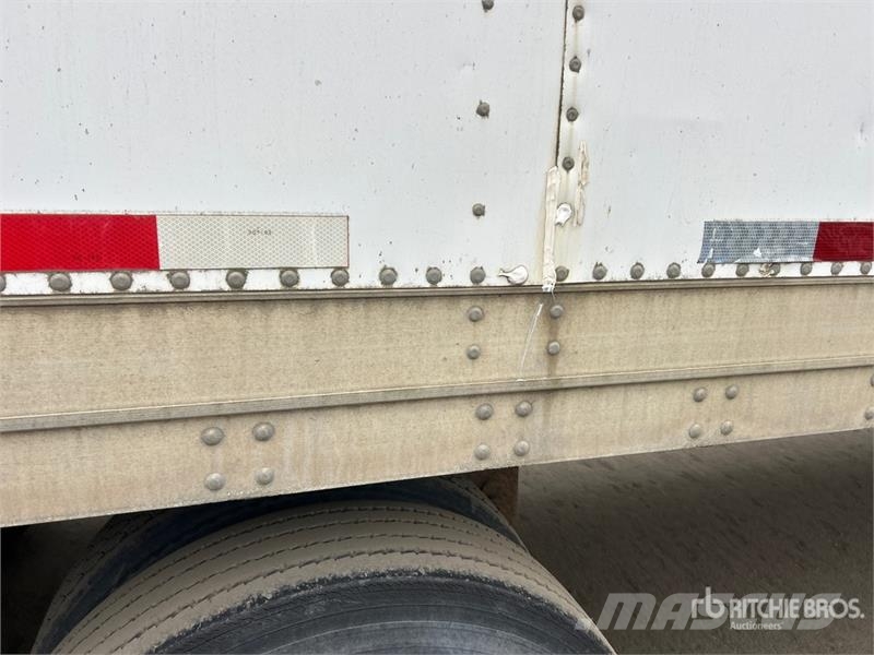 Stoughton 53 ft x 102 in T/A Van Trailer Прицепы-фургоны
