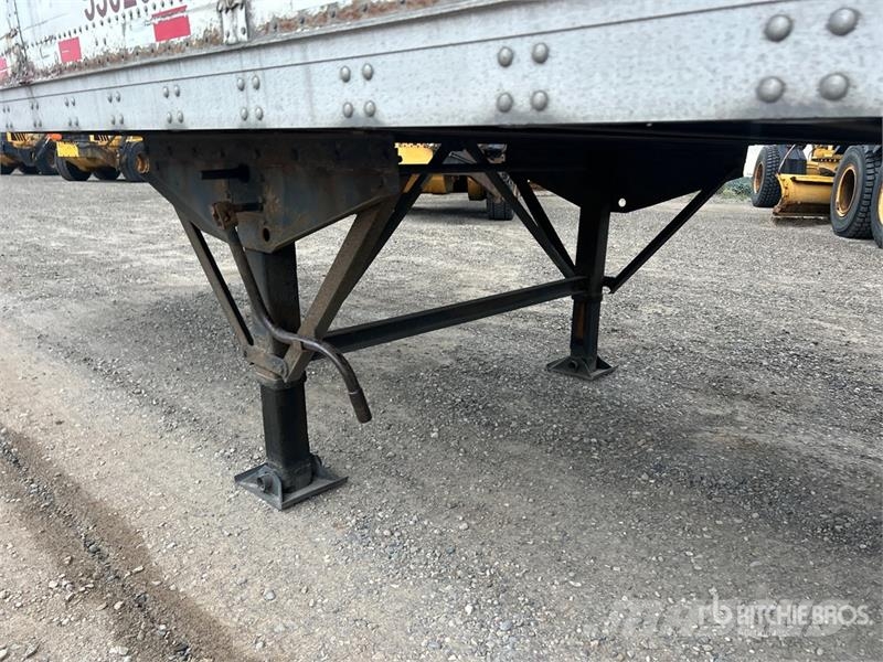 Stoughton ZGPVW-535T-S-C-AR 53 ft x 102 in T/A Van Trailer Przyczepy ze skrzynią zamkniętą